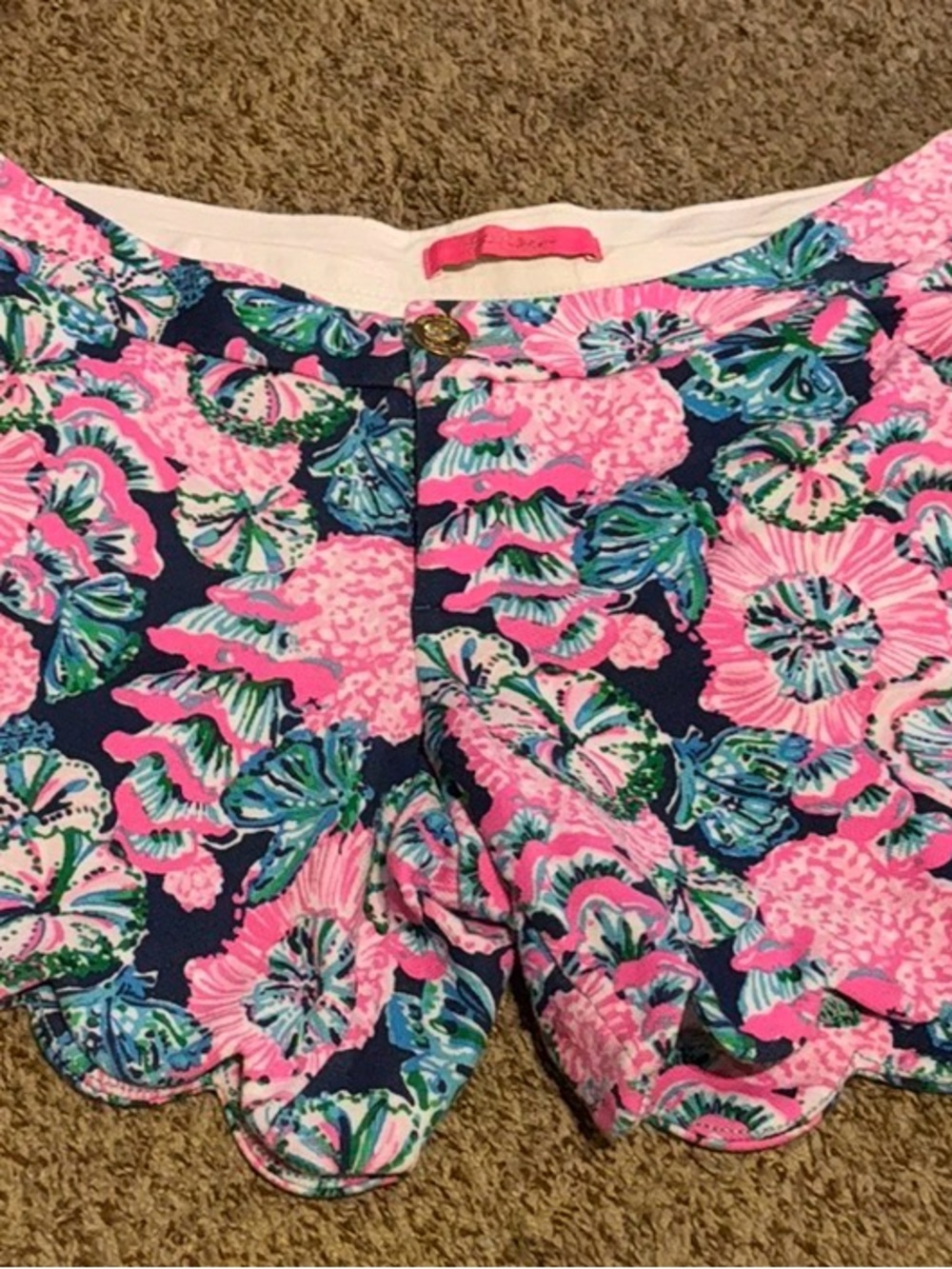 Lilly Pulitzer Pink Navy Floral Scallop Hem Shorts